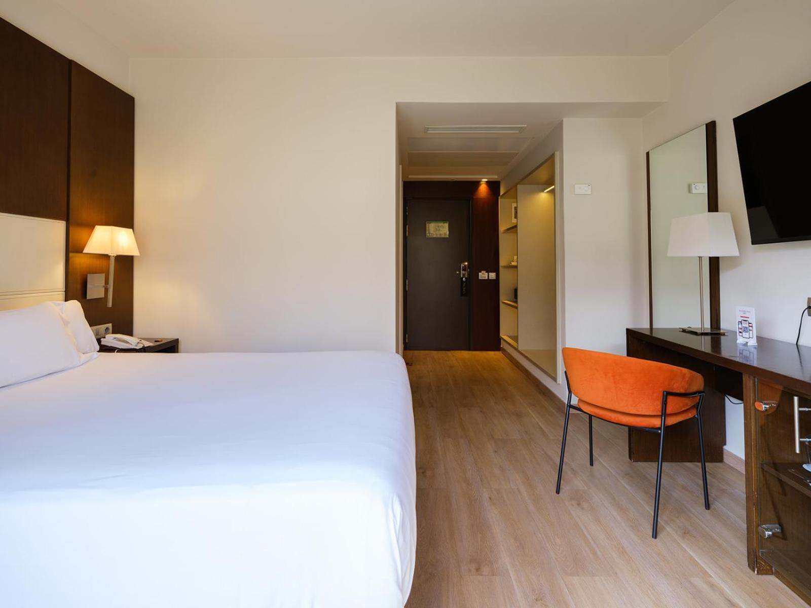 Deluxe Double Room Balcony,1756508967:JPEG